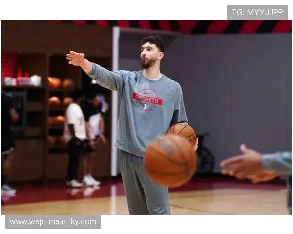 阿尔佩伦-申京三分命中率大幅下滑，进攻威胁减弱